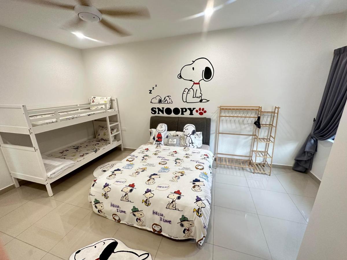 《Untitled Homestay》Sitiawan Buitenkant foto